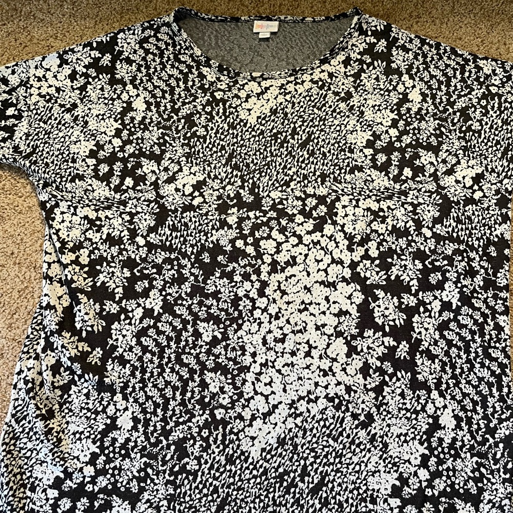 Lularoe Irma size large
